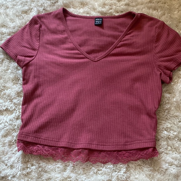 SHEIN Pink crop top - Picture 2 of 12